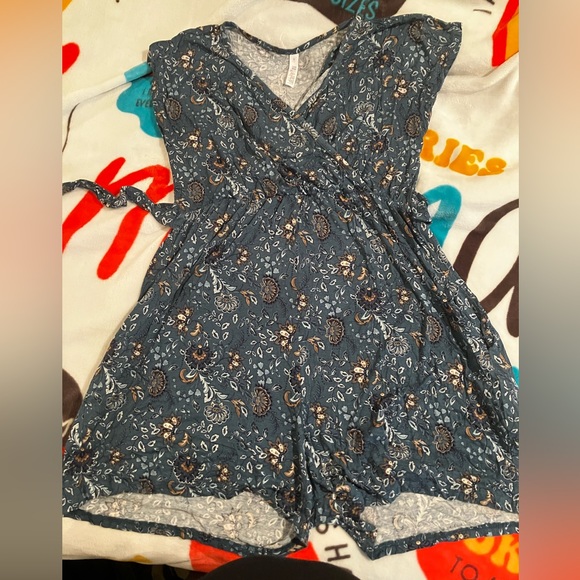 Latched Mama Aegean Shorts Jumpsuit - Picture 1 of 5